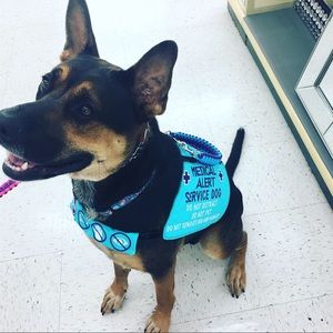 Meet your Posher, Emily